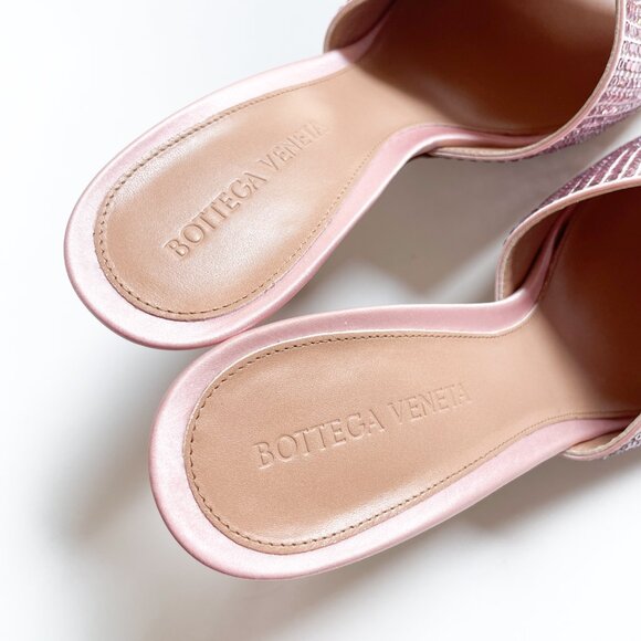 Bottega Veneta Crystal Mule Sandals Embellished Camellia Pink EU 39 US 9 NEW - Picture 10 of 16